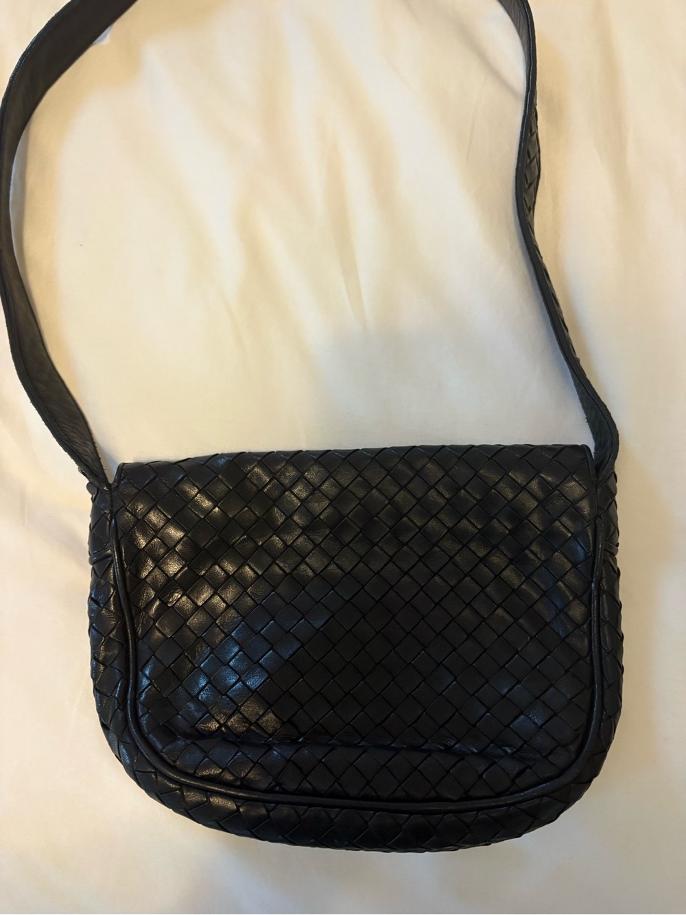 Bottega Veneta vintage Woven Leather Crossbody Bag in Black - Picture 4 of 7